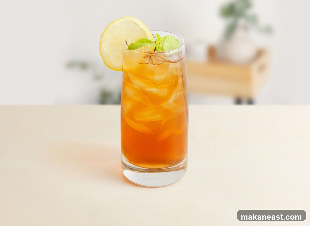 Iced Tea with Lemon and Mint