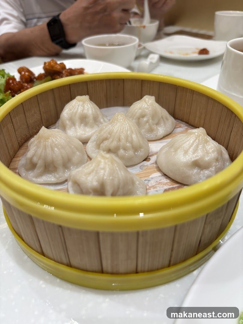 San Ren Xing 三人行 - Bedok Mall