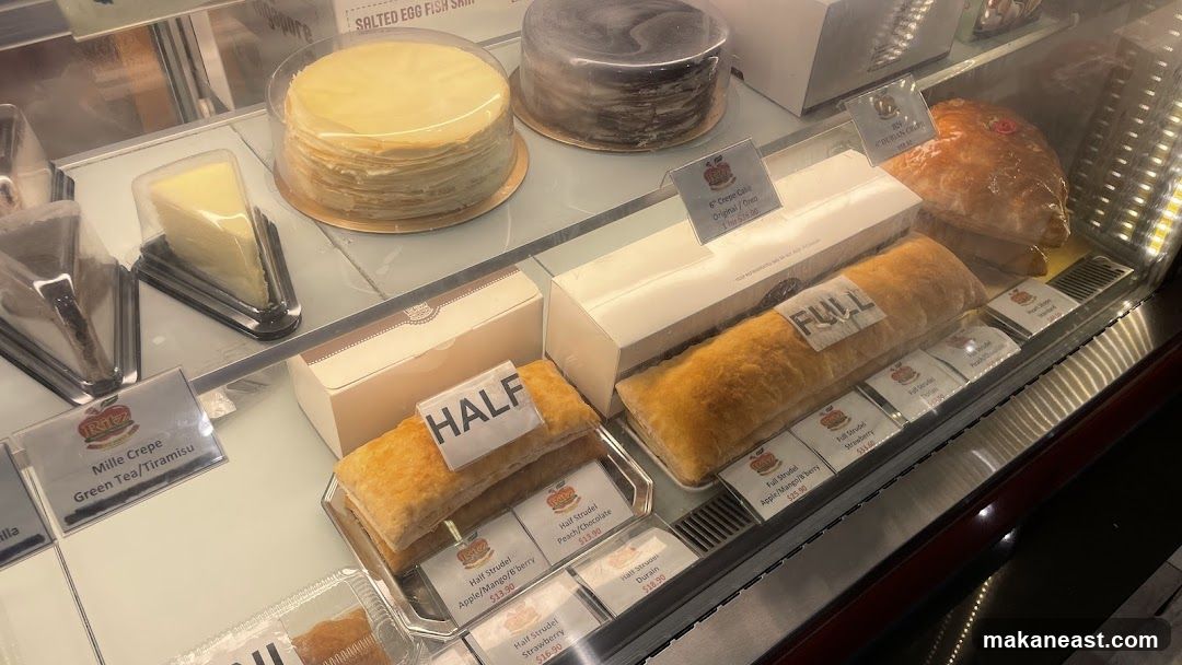 Ritz Apple Strudel - Bedok Mall