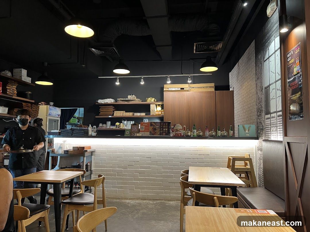 Dalcomhan Bam Korean Restaurant East Village