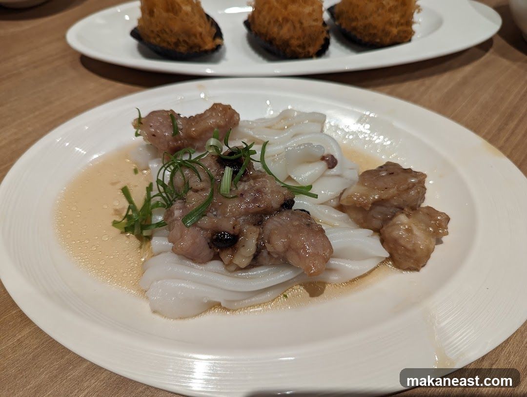 Steamed Rice Rolls with Pork