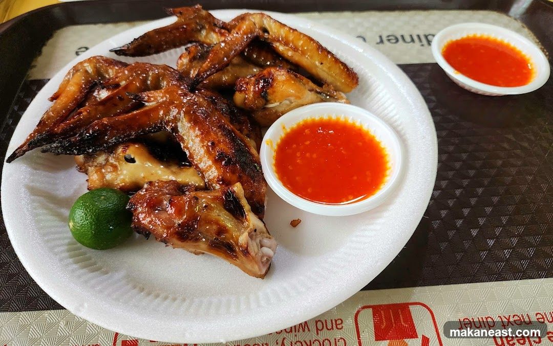 Grilled Chicken Wings with Chili Sauce