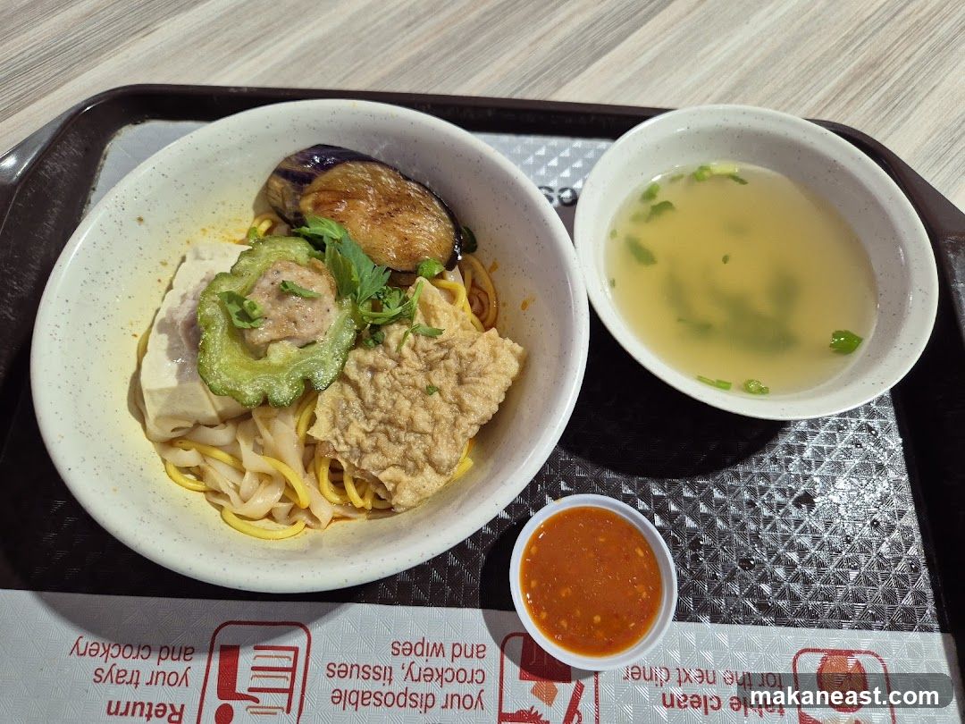 Noodles with Toppings and Soup