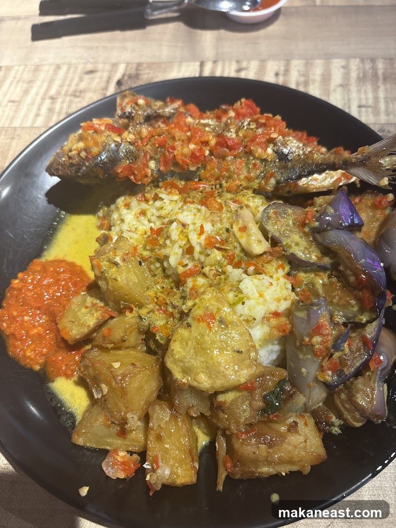 Fried Fish with Rice and Vegetables