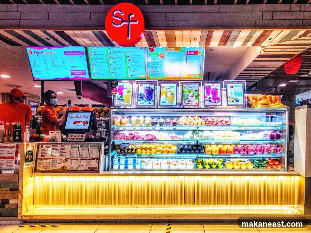 Fruit Smoothie Stand