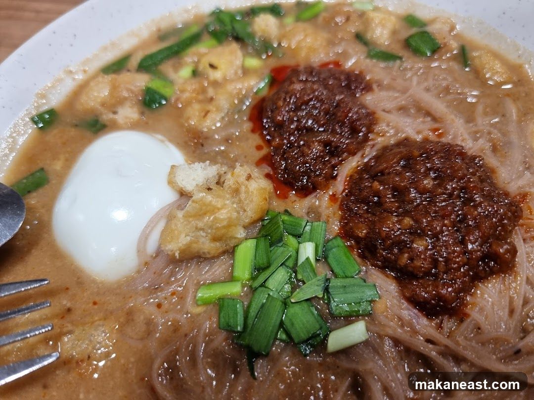 Noodle Soup with Egg and Chili Paste