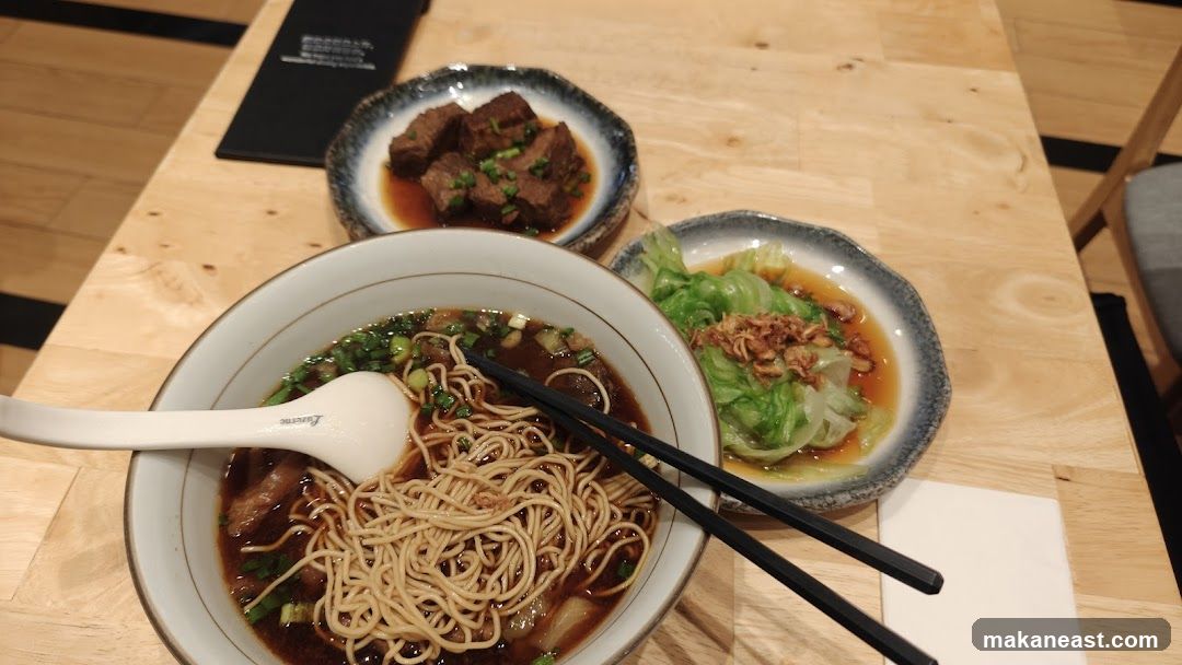 Noodle Soup and Side Dishes