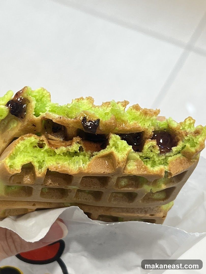 Pandan Waffle with Filling