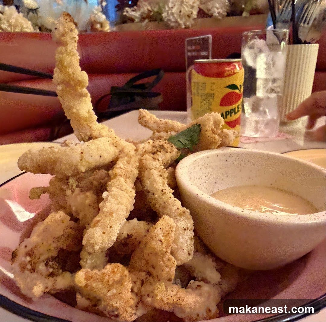 Fried Calamari with Dipping Sauce