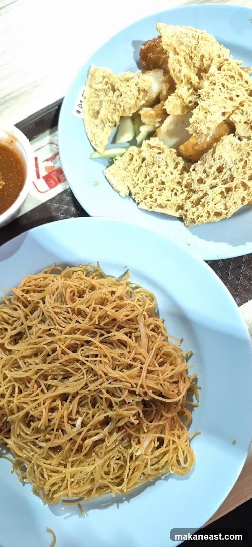 Fried Noodles and Fried Food
