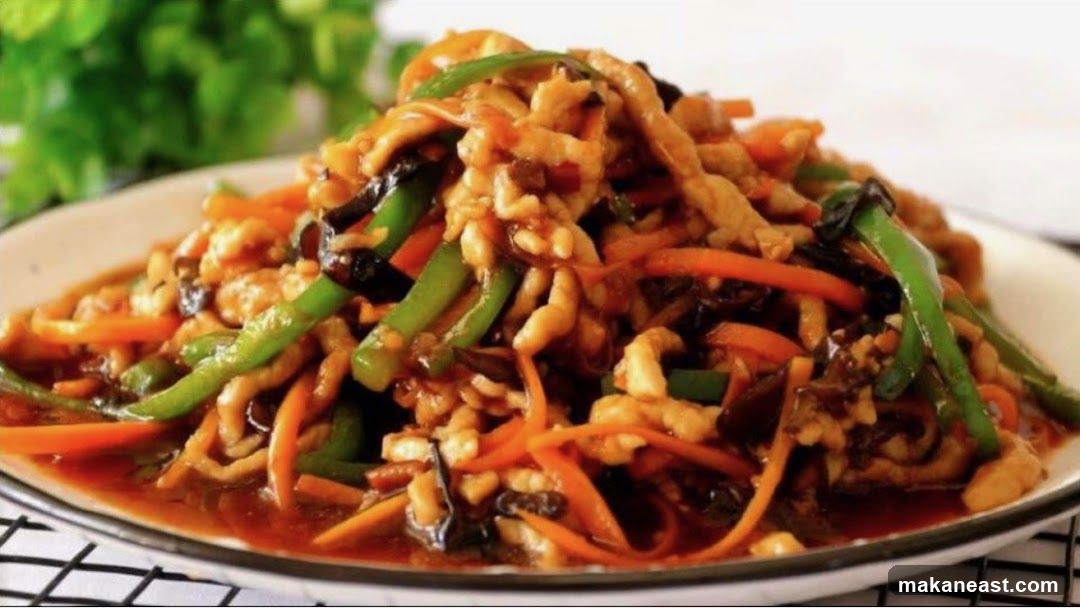 Shredded Pork with Peppers and Carrots