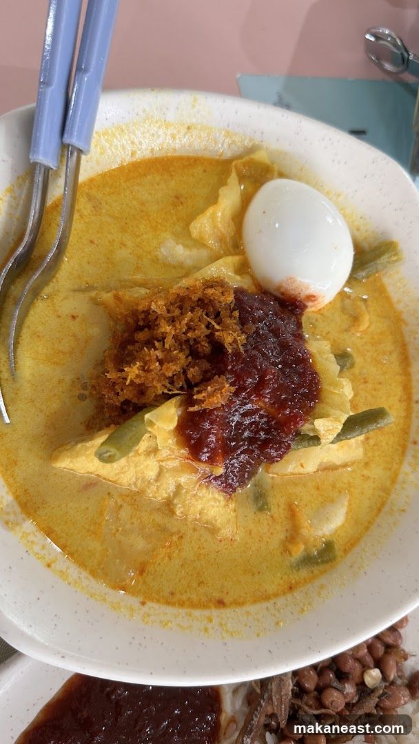 Lontong Dish