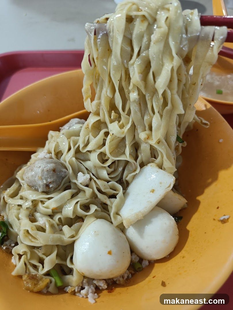 Noodles with Fish Balls and Minced Meat