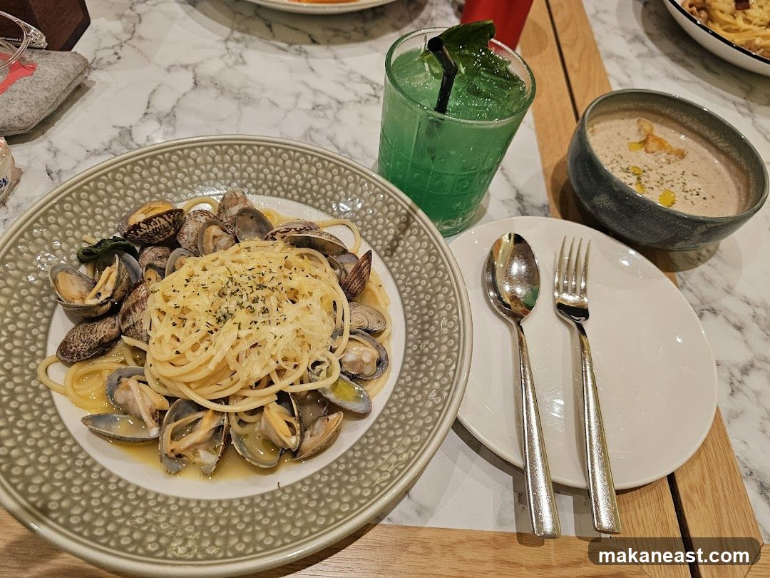 Pasta with Clams and Soup