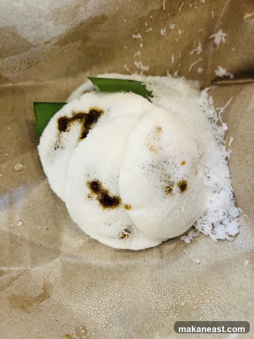 Steamed Rice Cakes with Coconut and Palm Sugar