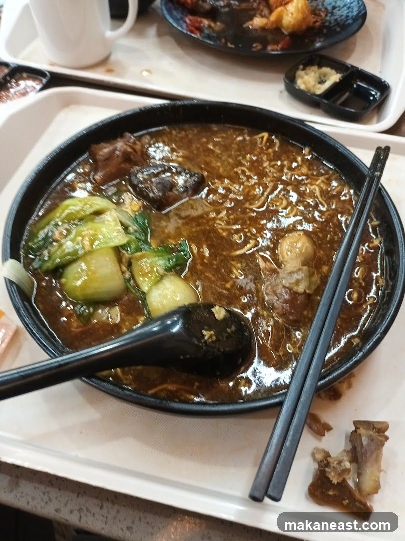 Noodle Soup with Bok Choy and Meat