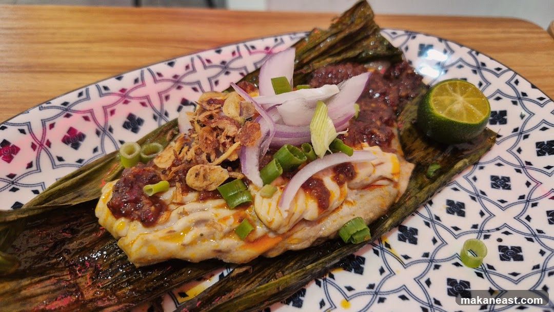 Fish dish with toppings