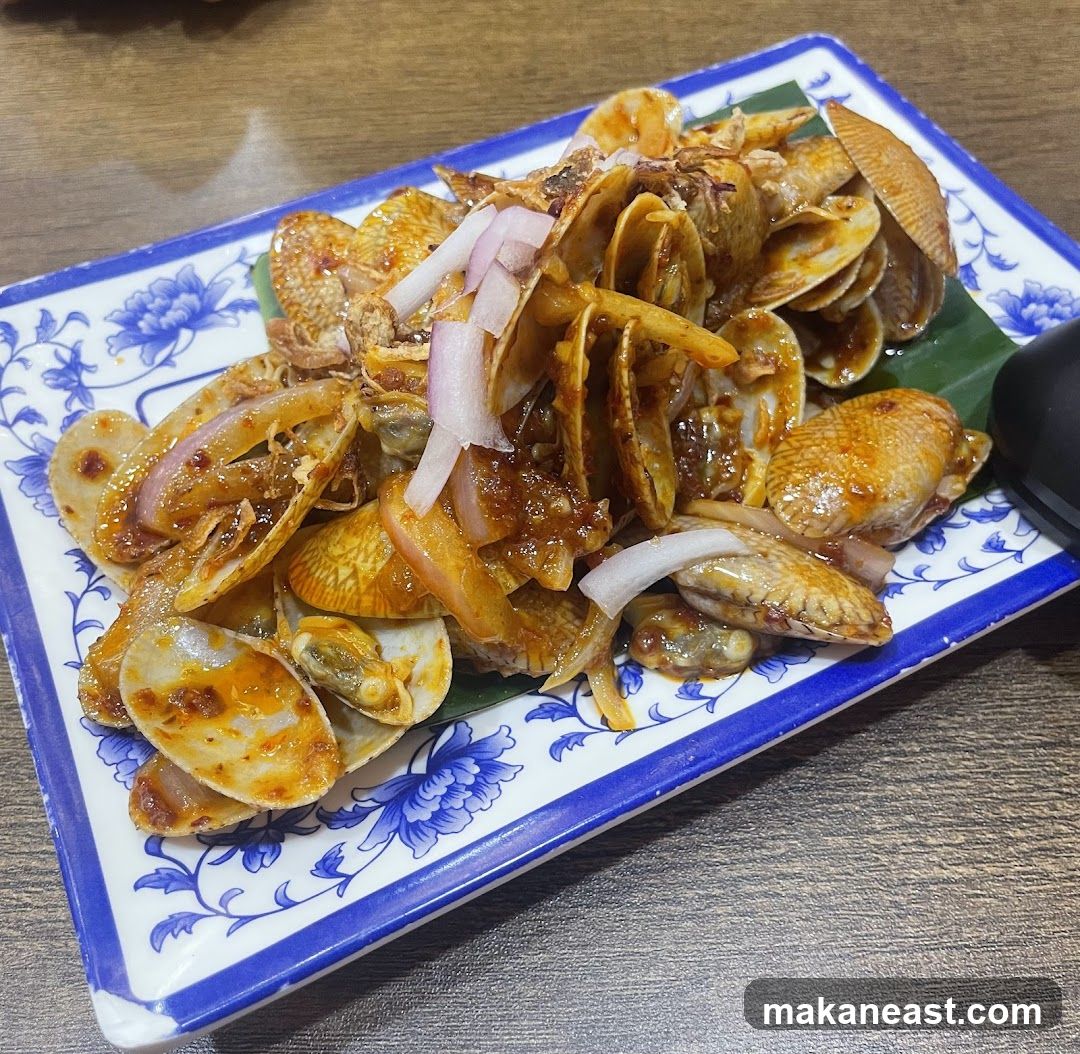 Spicy Clams with Onions