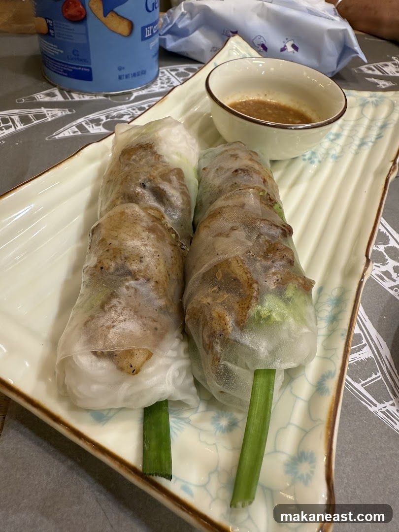 Fresh Spring Rolls with Dipping Sauce