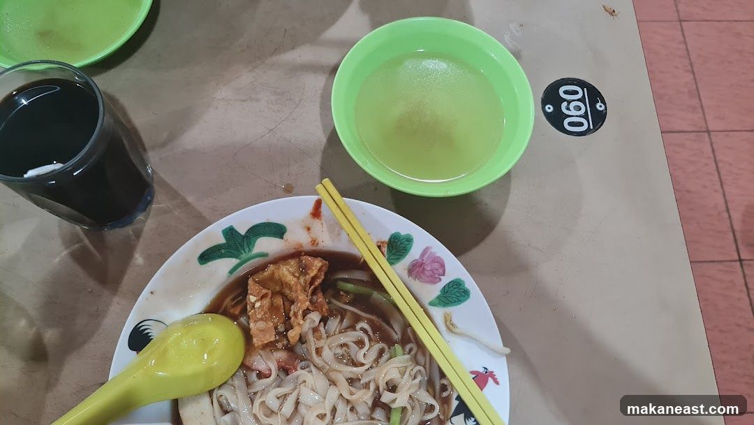 Noodle Dish with Drink