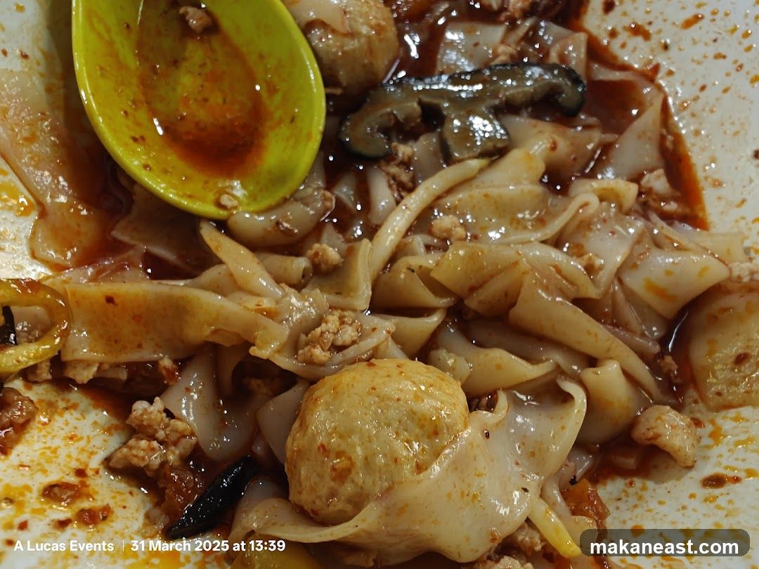 Noodles with Meat and Sauce