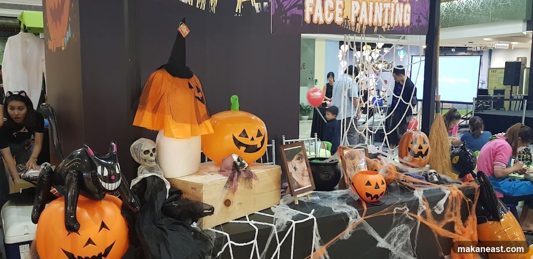 Halloween Face Painting Booth