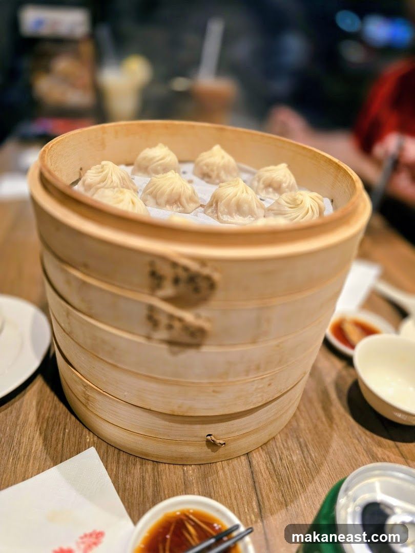 Steamed Dumplings in Bamboo Steamer