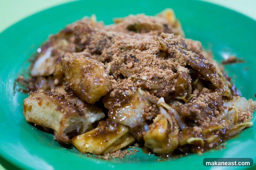 Rojak on a green plate