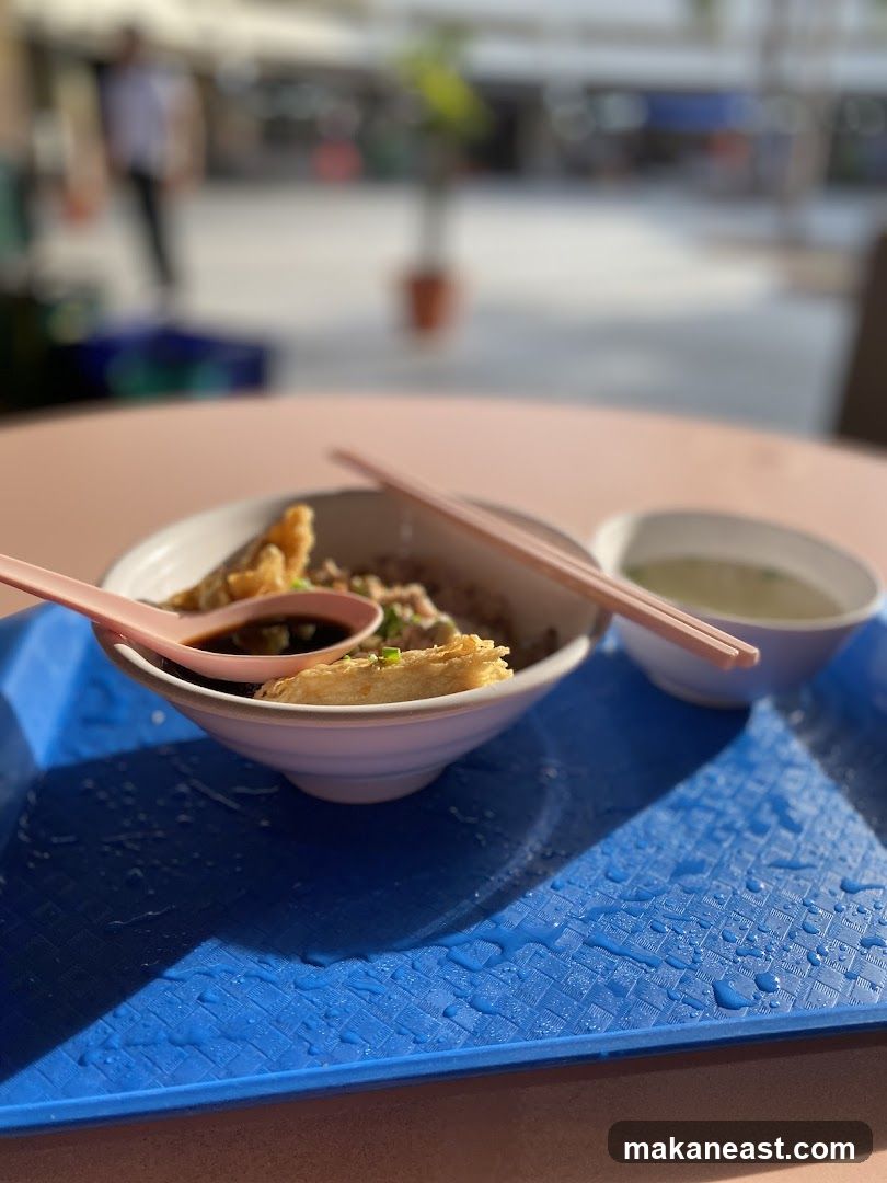 Noodles with Soy Sauce and Soup