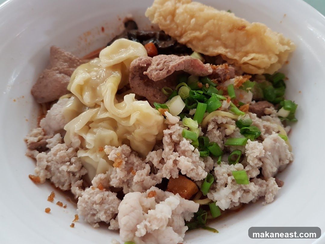 Noodle Soup with Pork and Wontons