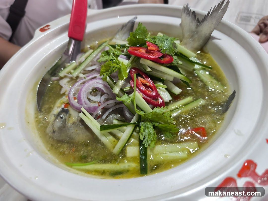 Steamed Fish with Lime and Chili
