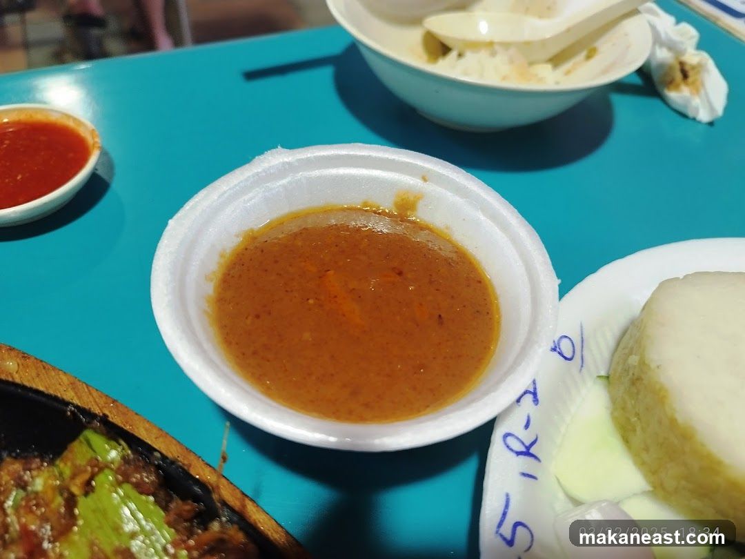 Dipping Sauces and Rice
