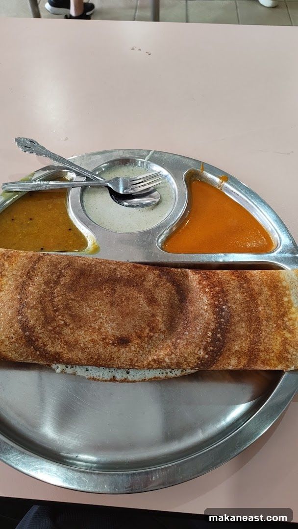 Dosa with accompaniments