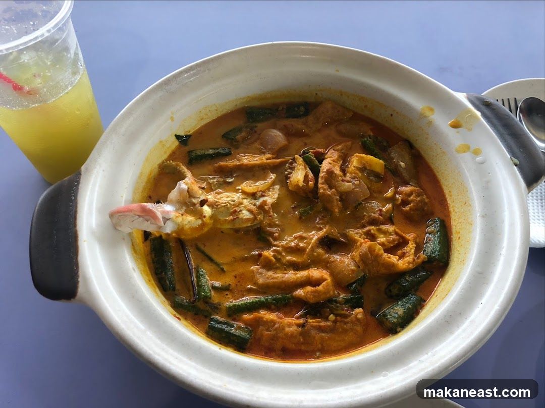 Curry dish with crab and okra