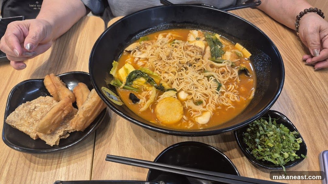 Noodle Soup with Sides