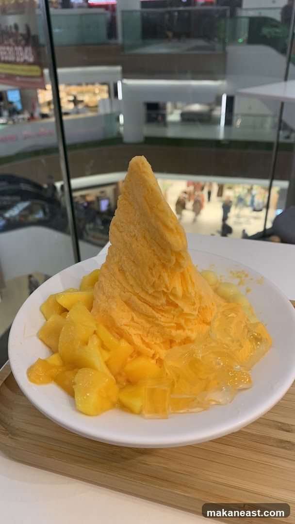 Mango shaved ice dessert