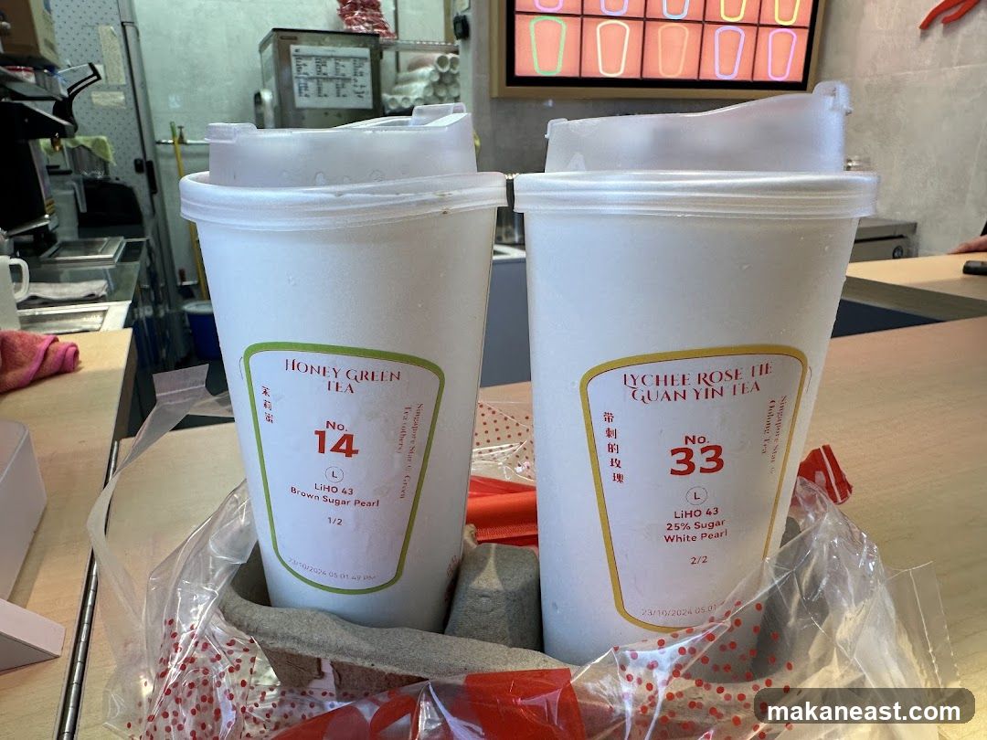 Two bubble tea drinks
