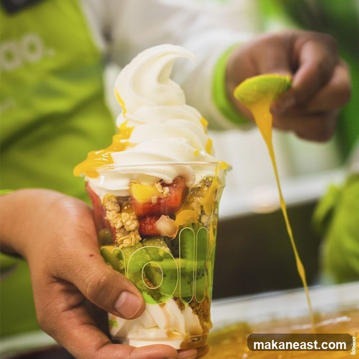 Frozen Yogurt Parfait