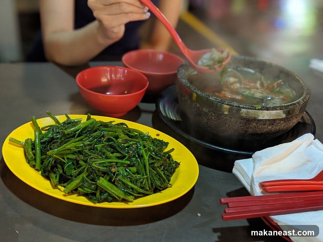 Stir-fried Water Spinach and Hot Pot