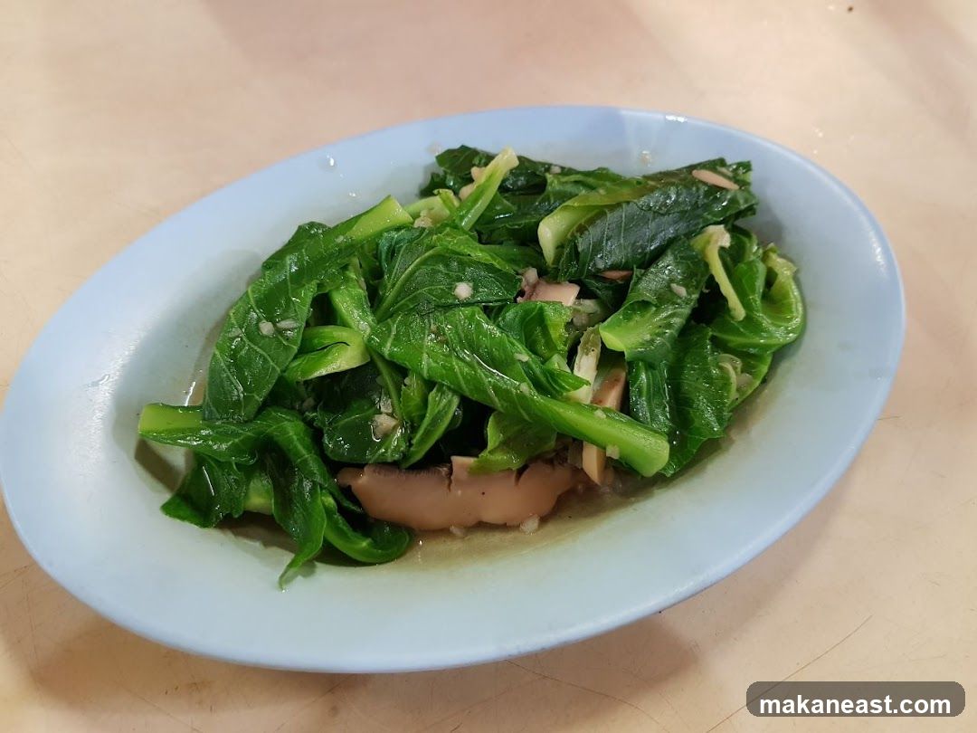 Stir-fried vegetables with mushrooms