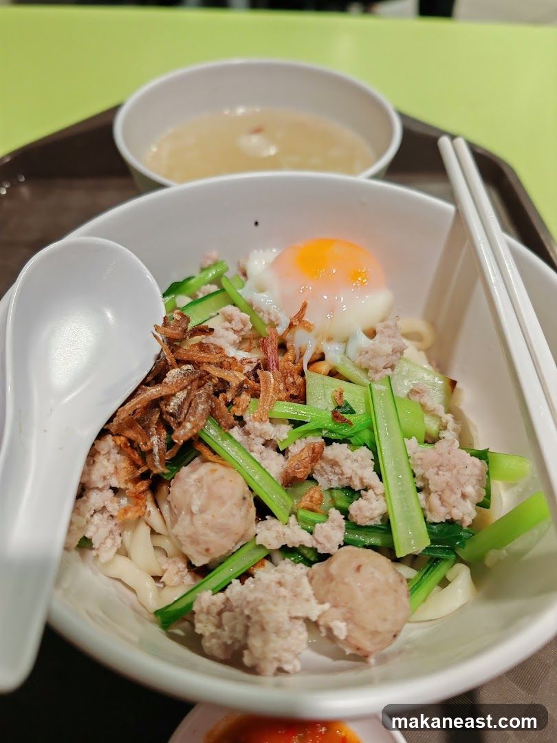Noodles with Egg and Meat