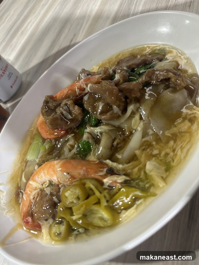 Hin Fried Hor Fun with Prawn · Beef · Sliced Fish