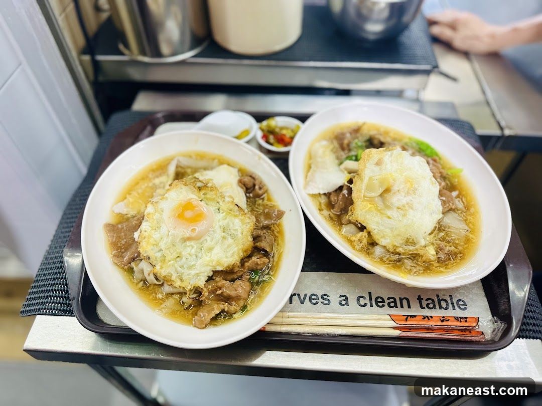 Hin Fried Hor Fun with Prawn · Beef · Sliced Fish