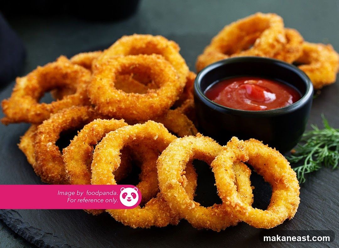 Crispy Onion Rings with Ketchup