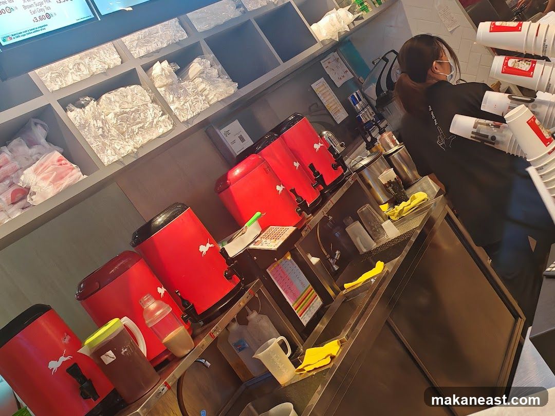 Beverage Shop Counter