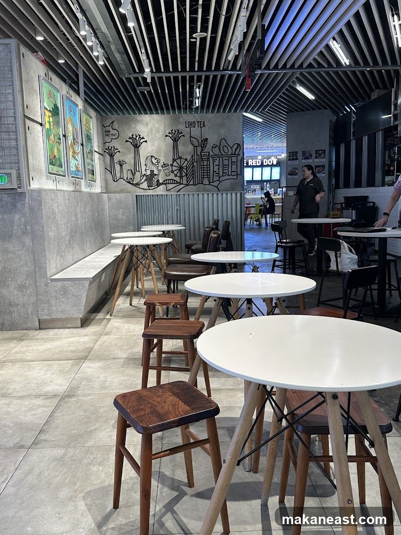 LIHO TEA Interior