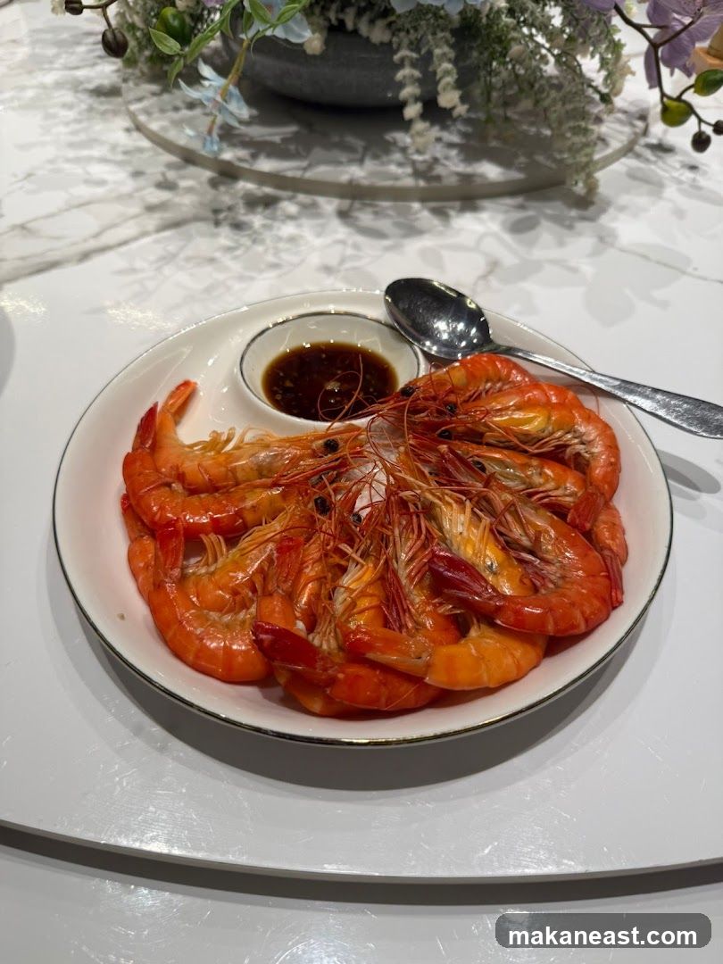 Steamed Prawns with Dipping Sauce