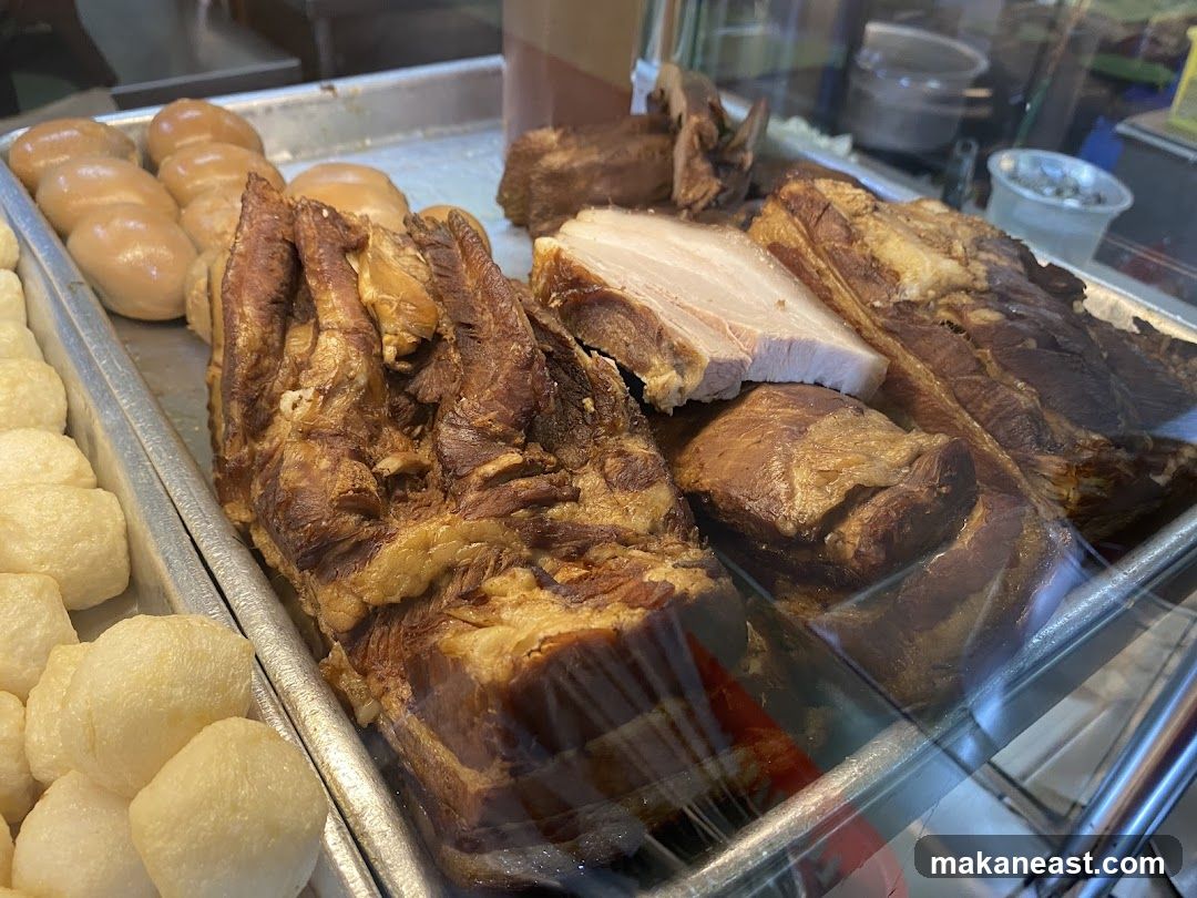 Smoked Meats and Buns
