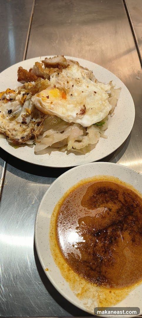 Fried Pork and Eggs with Sauce
