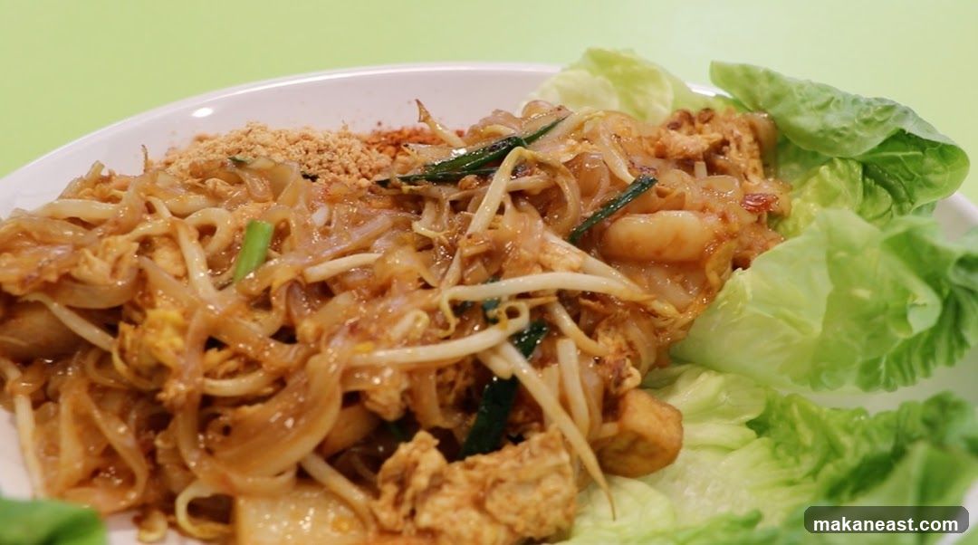 Pad Thai with Shrimp and Tofu